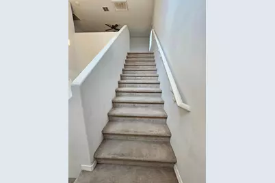 2212 W Betty Elyse Lane, Phoenix, AZ 85023 - Photo 10