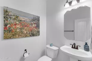 2546 E Carob Dr, Gilbert, AZ 85298 - Photo 32