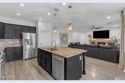 2546 E Carob Drive, Gilbert, AZ 85298 - Photo 16