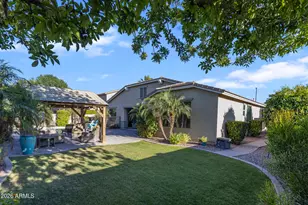 2546 E Carob Dr, Gilbert, AZ 85298 - Photo 52