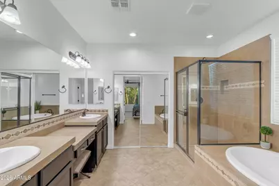 2546 E Carob Drive, Gilbert, AZ 85298 - Photo 28