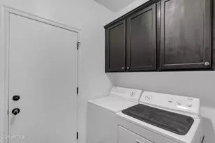2546 E Carob Dr, Gilbert, AZ 85298 - Photo 42