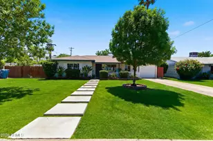 4421 E Monterosa St, Phoenix, AZ 85018 - Photo 2
