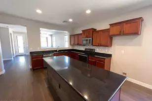 4648 S Twinleaf Dr, Gilbert, AZ 85297 - Photo 2