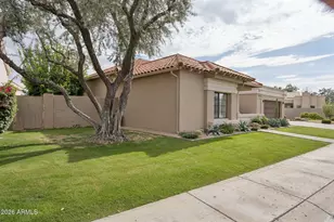 8115 E Jenan Dr, Scottsdale, AZ 85260 - Photo 4