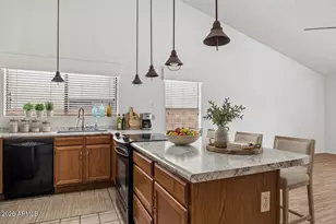 12802 S 40th Pl, Phoenix, AZ 85044 - Photo 6