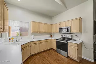 14574 W Bison Path, Surprise, AZ 85374 - Photo 12