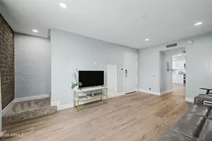 4925 N 73rd St, Scottsdale, AZ 85251 - Photo 10