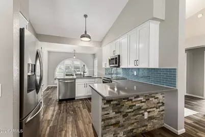 2330 W Myrtle Drive, Chandler, AZ 85248 - Photo 8