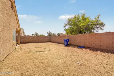 12005 W Holly Street, Avondale, AZ 85392 - Photo 36