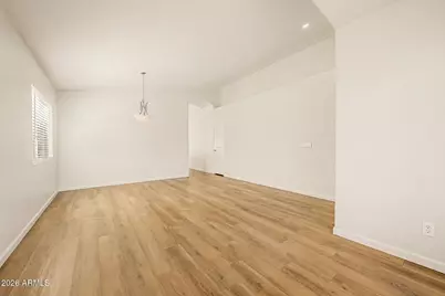 12005 W Holly Street, Avondale, AZ 85392 - Photo 6