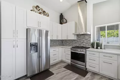 7636 W Angels Lane, Peoria, AZ 85383 - Photo 8