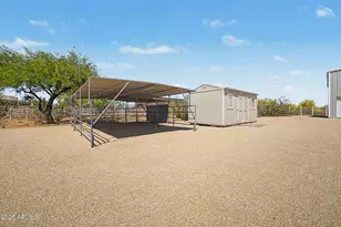120 W Adamanda Dr, Phoenix, AZ 85086 - Photo 40
