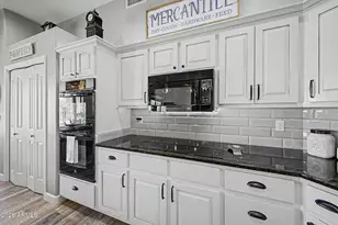 120 W Adamanda Dr, Phoenix, AZ 85086 - Photo 16