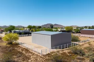 120 W Adamanda Dr, Phoenix, AZ 85086 - Photo 46