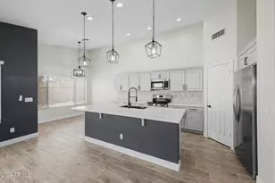 723 W Douglas Ave, Gilbert, AZ 85233 - Photo 20