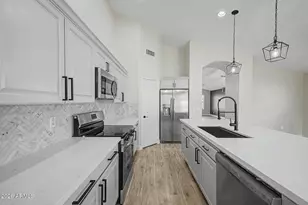 723 W Douglas Ave, Gilbert, AZ 85233 - Photo 22