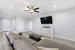 25123 W Peakview Rd, Wittmann, AZ 85361 - Photo 26