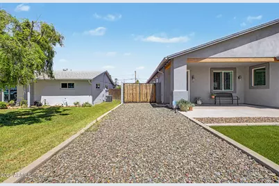 5242 E Cambridge Avenue, Phoenix, AZ 85008 - Photo 6