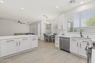 20996 N 82nd Ln, Peoria, AZ 85382 - Photo 12