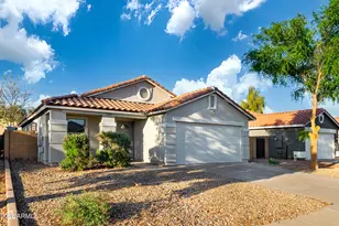 15784 W Crocus Dr, Surprise, AZ 85379 - Photo 2