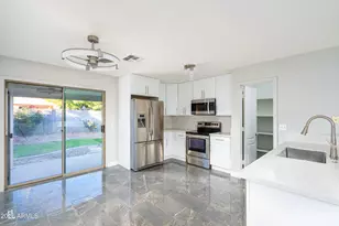 15784 W Crocus Dr, Surprise, AZ 85379 - Photo 8