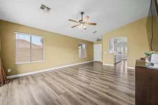 3303 E Woodside Way, Gilbert, AZ 85297 - Photo 4