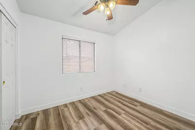 3303 E Woodside Way, Gilbert, AZ 85297 - Photo 10