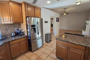 1710 W Banff Ln., Phoenix, AZ 85023 - Photo 16