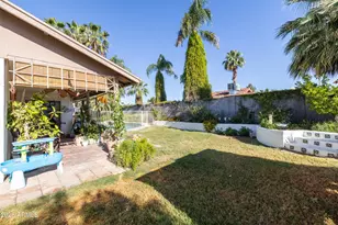 5246 E Winchcomb Dr, Scottsdale, AZ 85254 - Photo 58