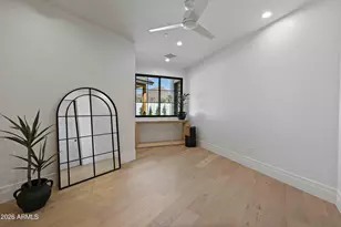 4248 E Patricia Jane Dr, Phoenix, AZ 85018 - Photo 28