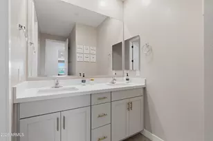 13306 W Dale Ln, Peoria, AZ 85383 - Photo 34