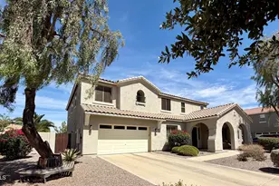 6243 S Rochester Dr, Gilbert, AZ 85298 - Photo 2