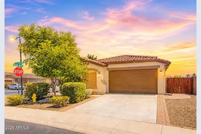 945 W Empress Tree Avenue, San Tan Valley, AZ 85140 - Photo 2