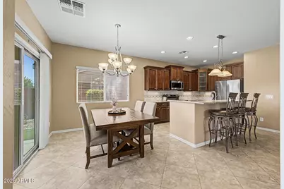 945 W Empress Tree Avenue, San Tan Valley, AZ 85140 - Photo 8