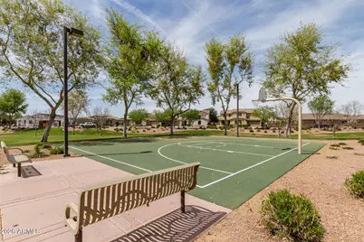 945 W Empress Tree Avenue, San Tan Valley, AZ 85140 - Photo 46