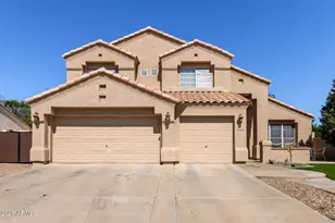 9834 E Irwin Cir, Mesa, AZ 85209 - Photo 4