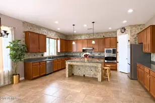 2405 East Charlotte Dr, Phoenix, AZ 85024 - Photo 20