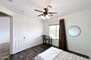 2405 East Charlotte Dr, Phoenix, AZ 85024 - Photo 46