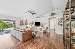 2082 E San Tan Ct, Gilbert, AZ 85296 - Photo 4