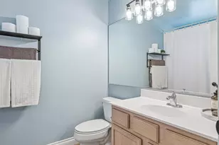 2082 E San Tan Ct, Gilbert, AZ 85296 - Photo 16
