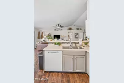 2082 E San Tan Court, Gilbert, AZ 85296 - Photo 10