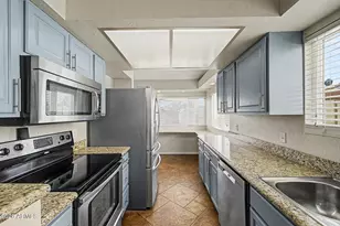 21006 N 34th Dr, Phoenix, AZ 85027 - Photo 10