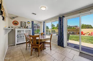 11822 N 38th Pl, Phoenix, AZ 85028 - Photo 14
