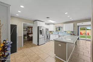 11822 N 38th Pl, Phoenix, AZ 85028 - Photo 16