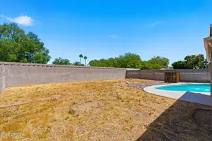 8614 E El Charro Ln, Scottsdale, AZ 85250 - Photo 20