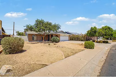 3410 W Juniper Avenue, Phoenix, AZ 85053 - Photo 2
