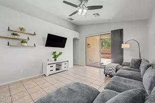 18183 W Desert Blossom Dr, Goodyear, AZ 85338 - Photo 10