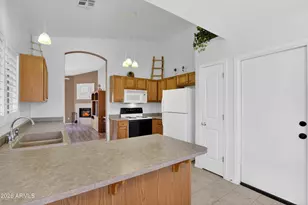 14056 W Fieldings Ferry, Surprise, AZ 85374 - Photo 6