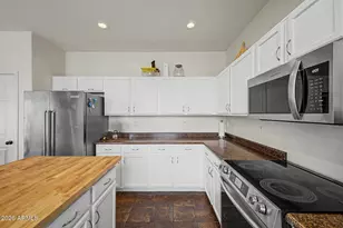 10214 W Hess St, Tolleson, AZ 85353 - Photo 16